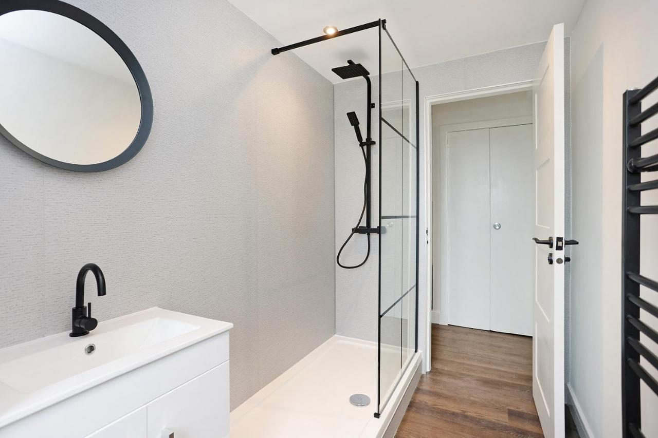 Apartment Joivy Contemporary Royal Mile With Balcony EDI